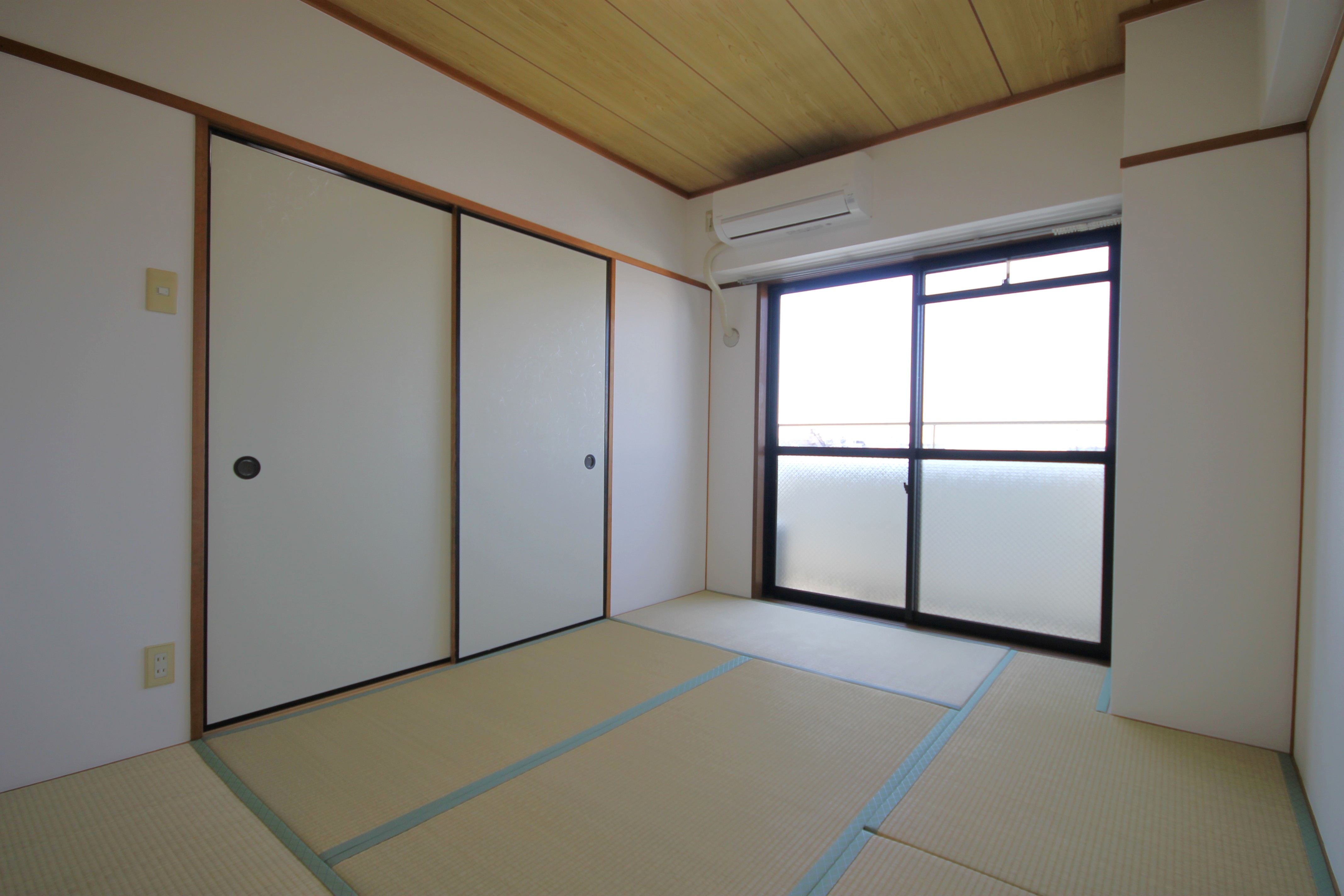 和室エアコン・照明付き